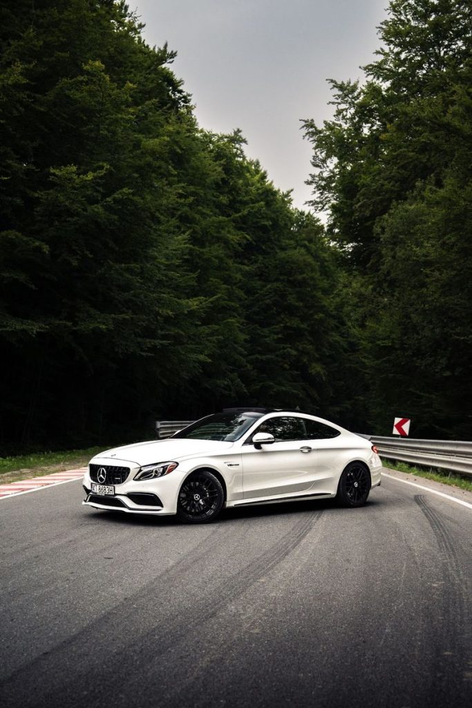 Mercedes- Benz C 63 AMG