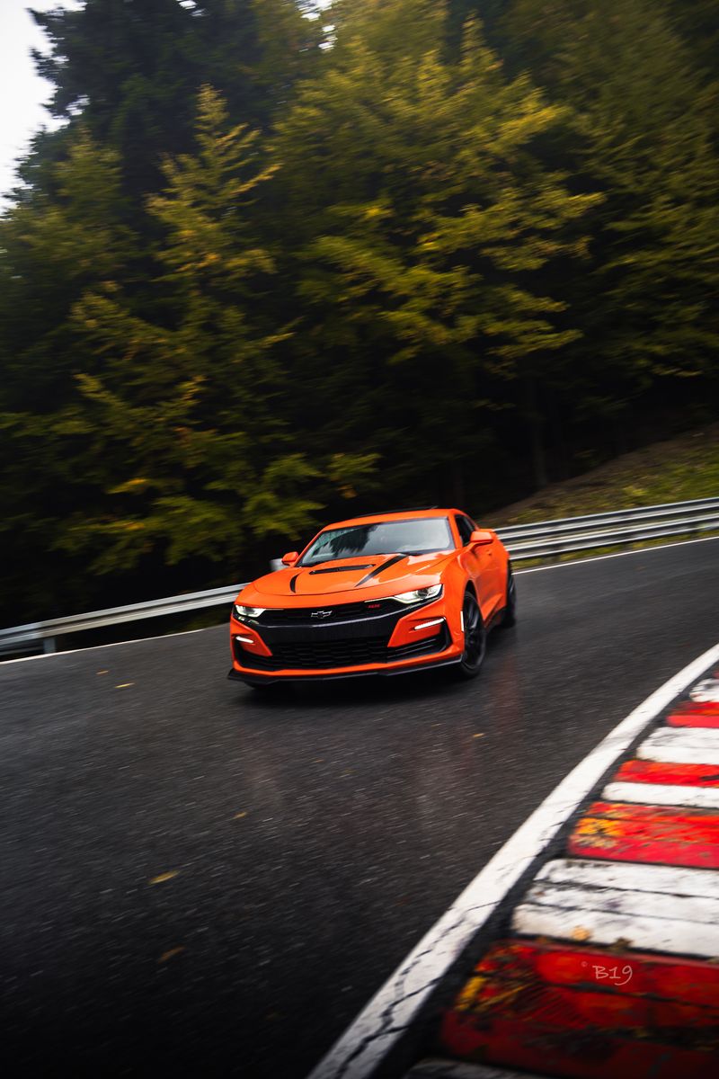 Chevrolet Camaro 2SS