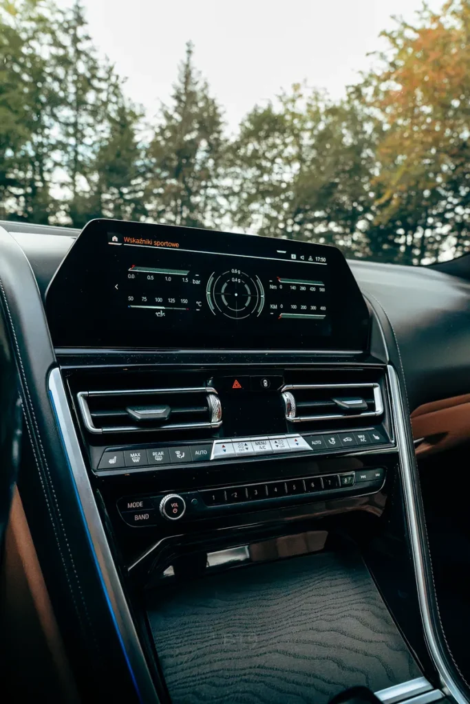 BMW M840i